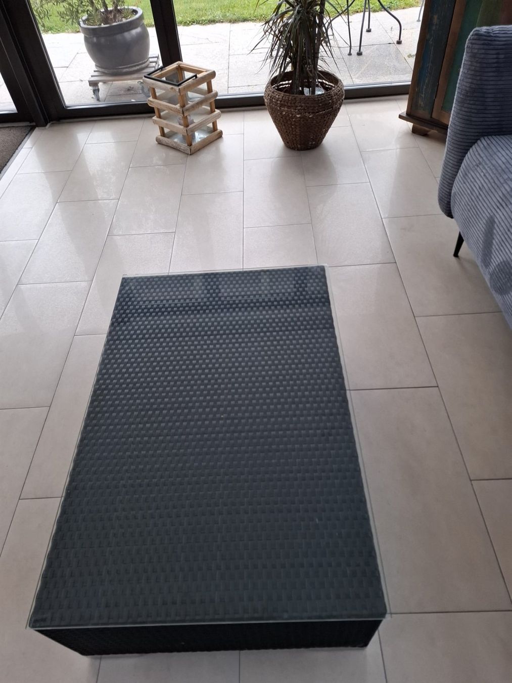 Divani: MBM "Bellini Mocca" Rattan Lounge inklusive Tischchen – Usato da Niederbipp venduto da Wcobra 6