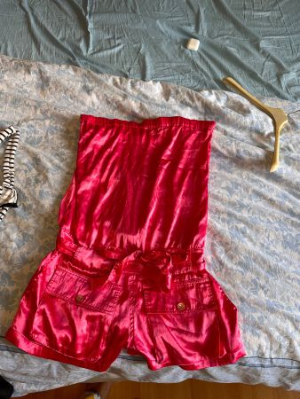 Tuta corta donna rosa senza spalline taglia S usato