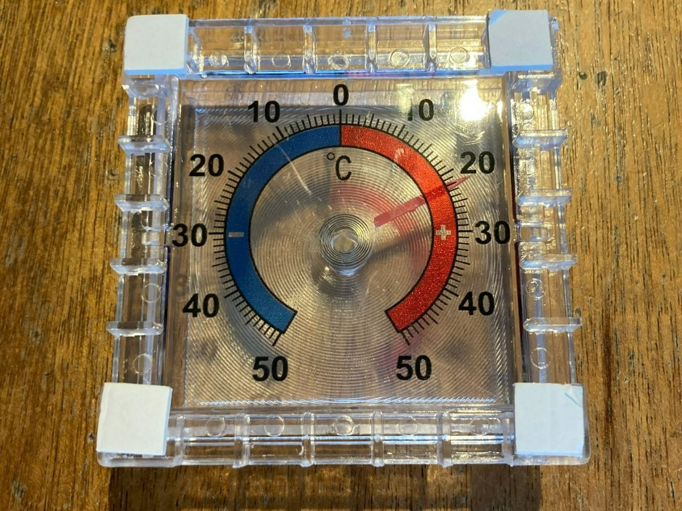 Autres articles pour la maison: Fenster Thermometer NEU – Neuf (Voir description) à Widnau par SIIVSIIV