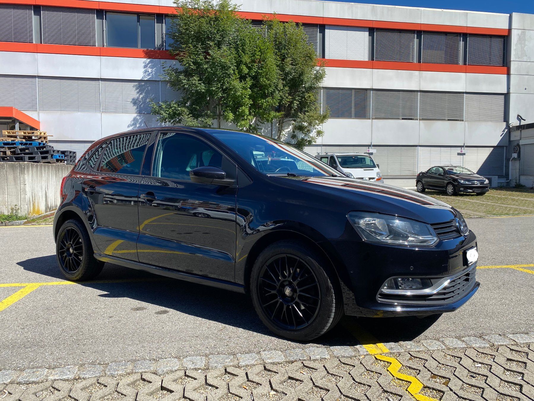 VW Automobili: VW Polo 1.2 TSI BMT - Iv. 01/2015 – Usato da Dübendorf venduto da breitling14 4