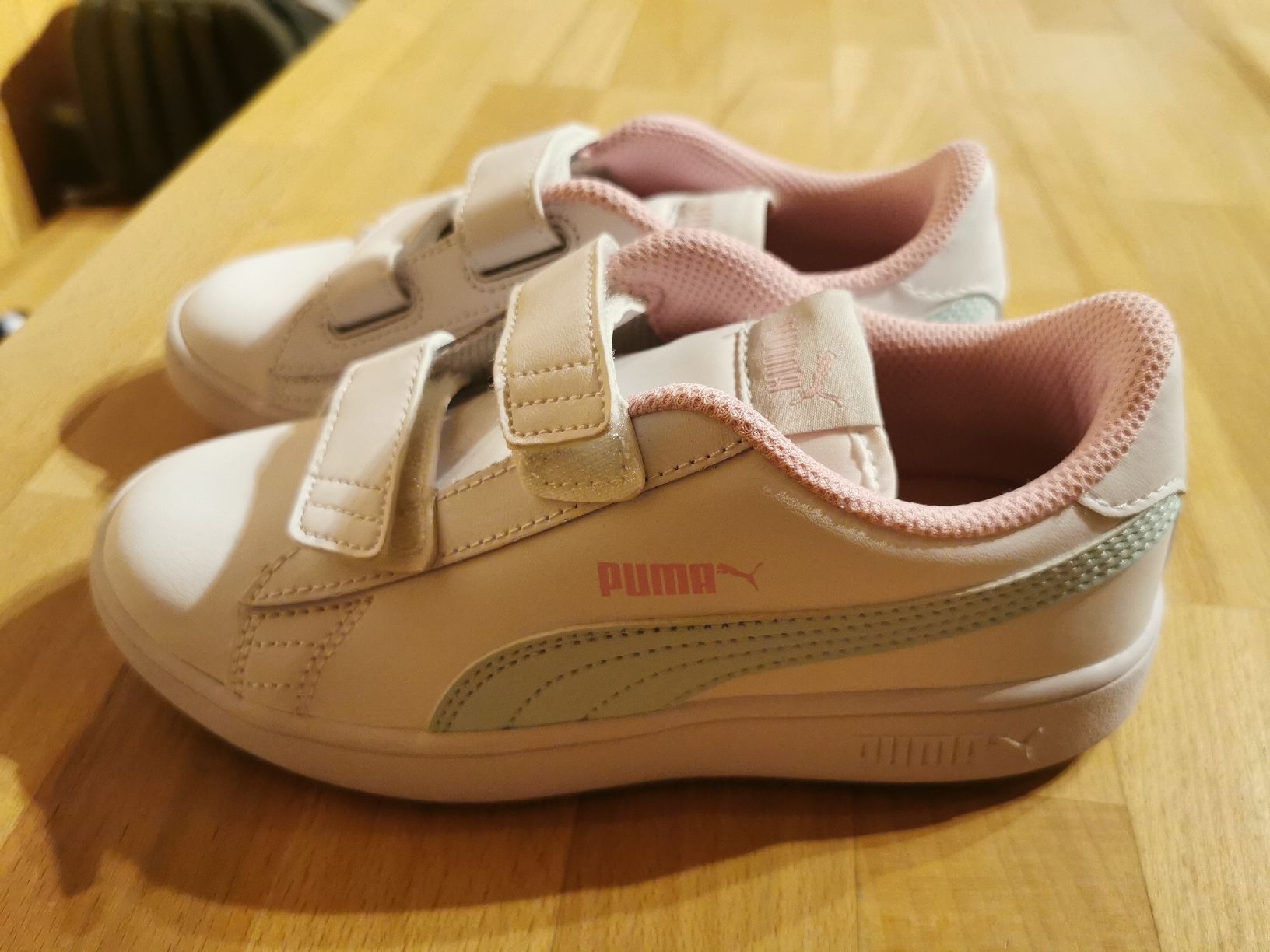 Puma Scarpe per ragazze: Puma Turnschuhe softfoam Grösse 33 – Nuovo (secondo la descrizione) da Grindelwald venduto da Sala33 2