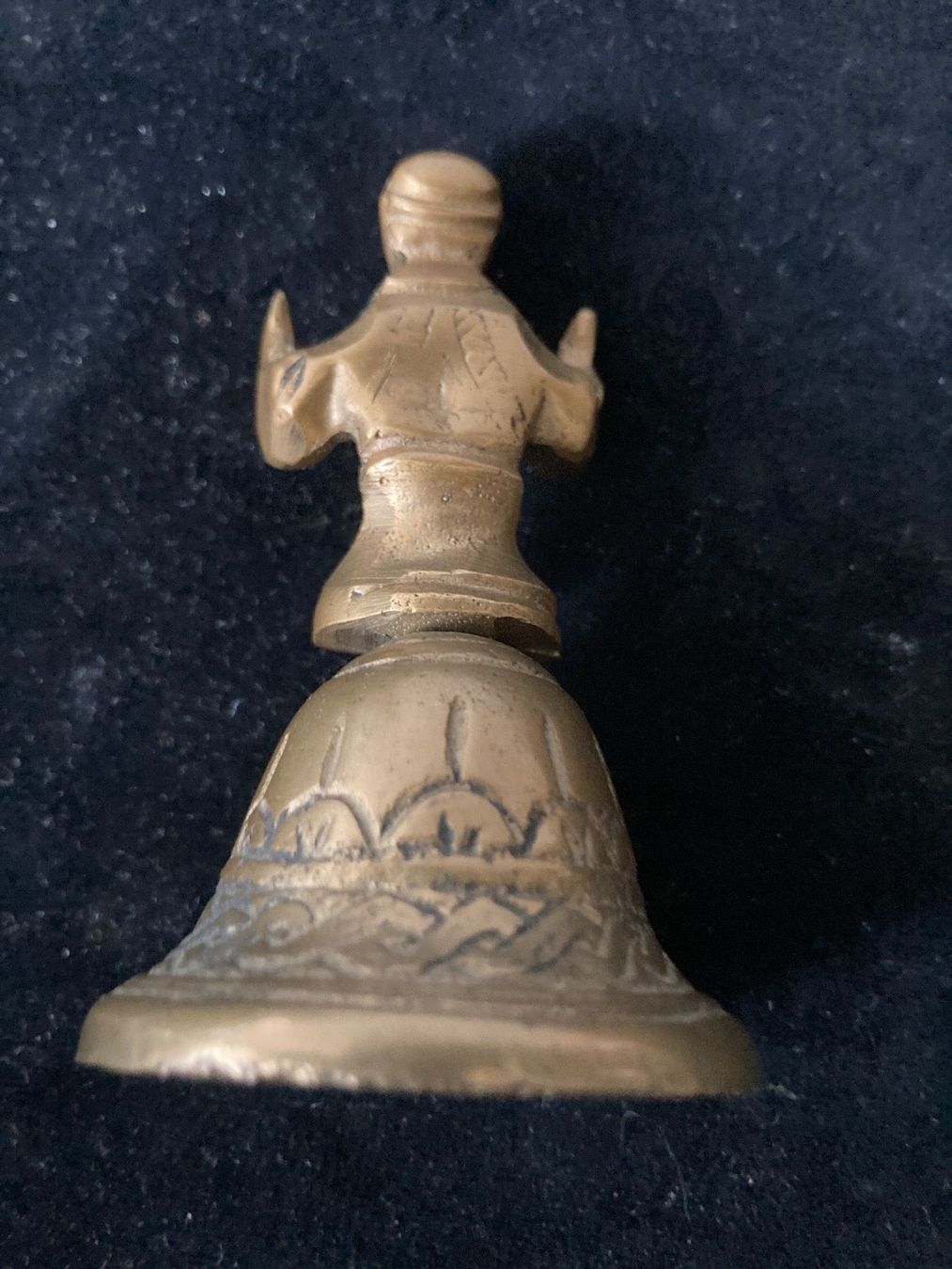 Cloches & sonnailles: Kleine, ältere Messing-Glocke – D'occasion à Zürich par Chaeffeler 2