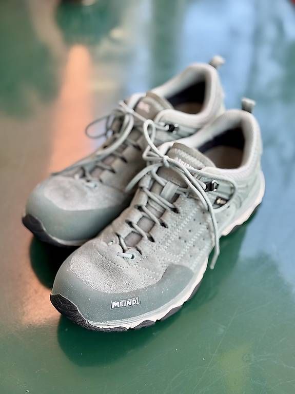 Meindl Damenschuhe: Wanderschuhe von Meindl – Neu (gemäss Beschreibung) aus Zürich von Biennetastic