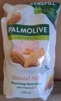 Nachfüllpackungen Palmolive Naturals Milch & Mandel 2 x500ml