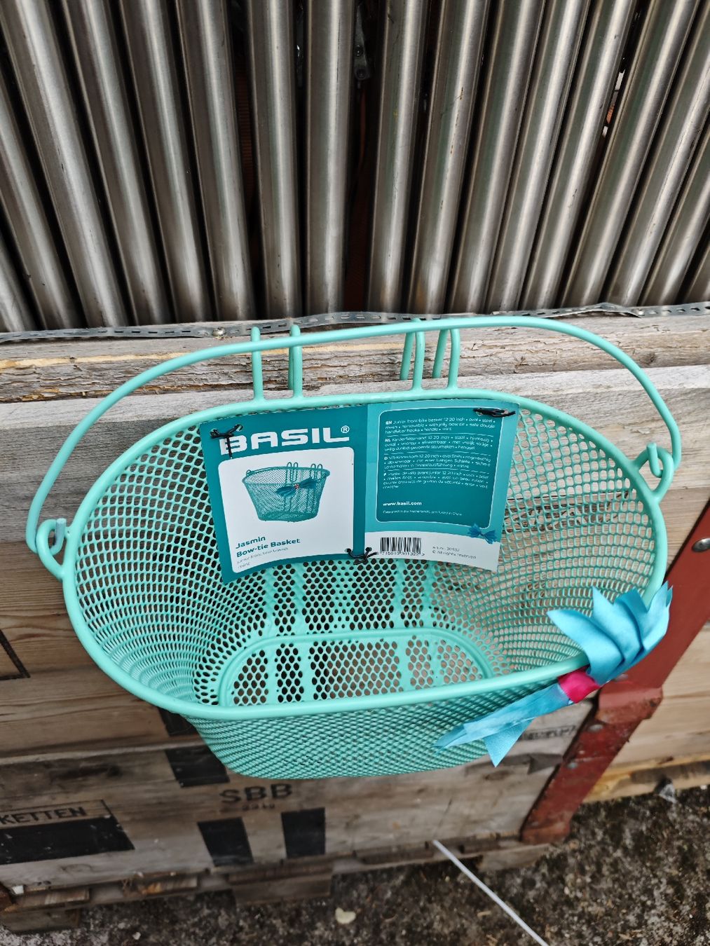 Altro per la casa: Fahrradkorb BASIL Jasmine mintgrün neu – Usato da Biel Bienne venduto da anjasch 1
