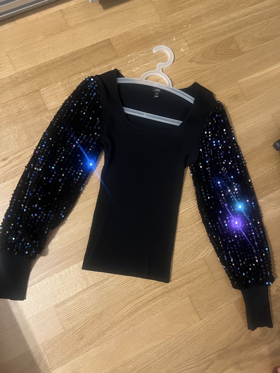Maglioni & Felpe: Damen Pullover Schwarz Paillettenärmel – Usato da Zürich venduto da R1908 2