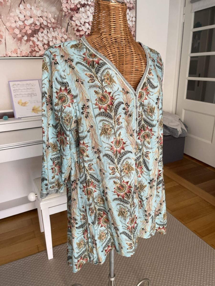 Nile Tuniche: Farbenfrohe Tunika mit Blumenmuster, Nile, M – Usato da Solothurn venduto da Bobesch08 3
