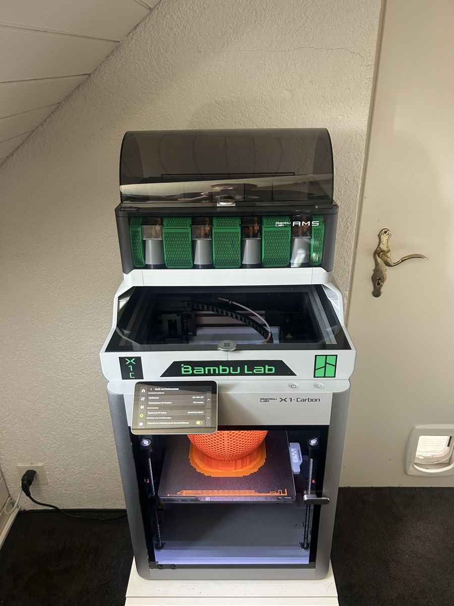 Bambu Lab 3D Drucker: Bambu Lab X1-Carbon 3D Drucker mit AMS – Gebraucht aus Istighofen von holdi1986 2