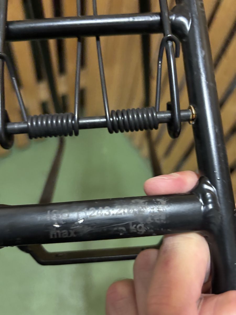 Ersatzteile: Porte-bagages vélo noir racktime – Gebraucht aus Fribourg von b1300 3