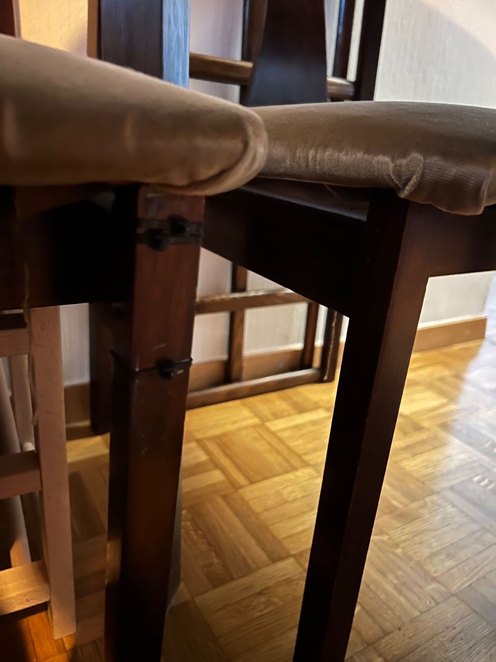 Tischset: Table à manger extensible vintage en bois massif + 6 chaises – Gebraucht aus Lausanne von dia_xs9l 8