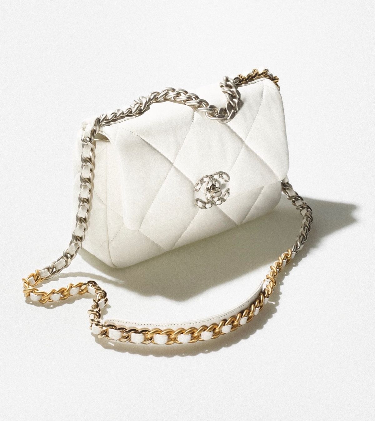 Borse da donna: Chanel 19 – Nuovo e nell'imballaggio originale da Zürich venduto da christina100 9