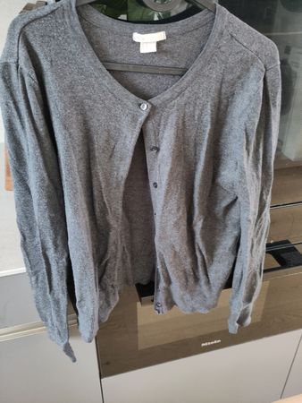 Damen Strickjacke grau Grösse M guter Zustand