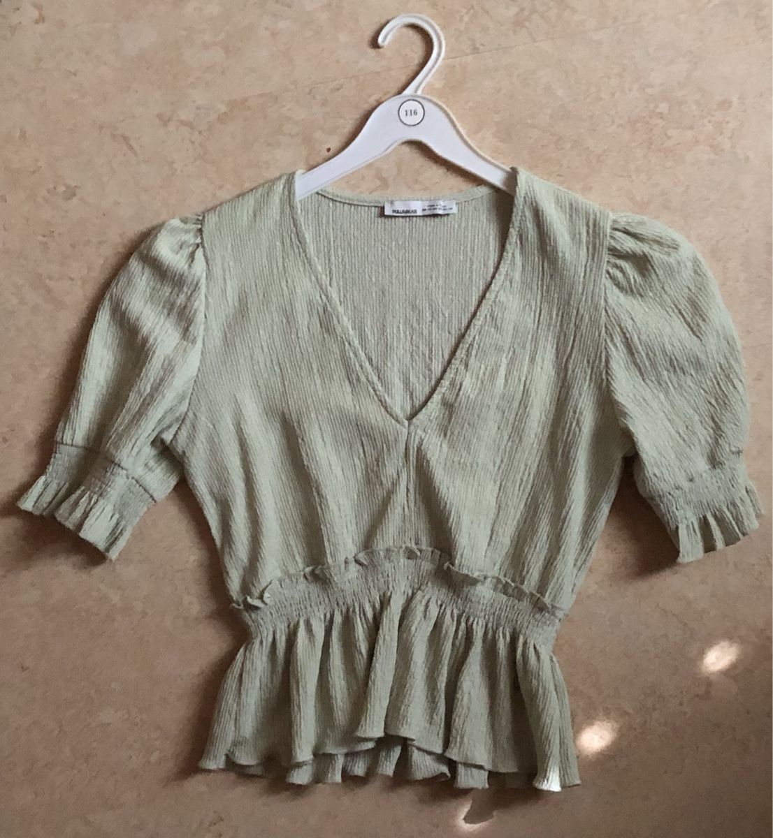 Pull&Bear Tops: Hellgrünes Top von Pull&Bear, XS – Neu (gemäss Beschreibung) aus Brugg AG von Vintage_und_Allerlei
