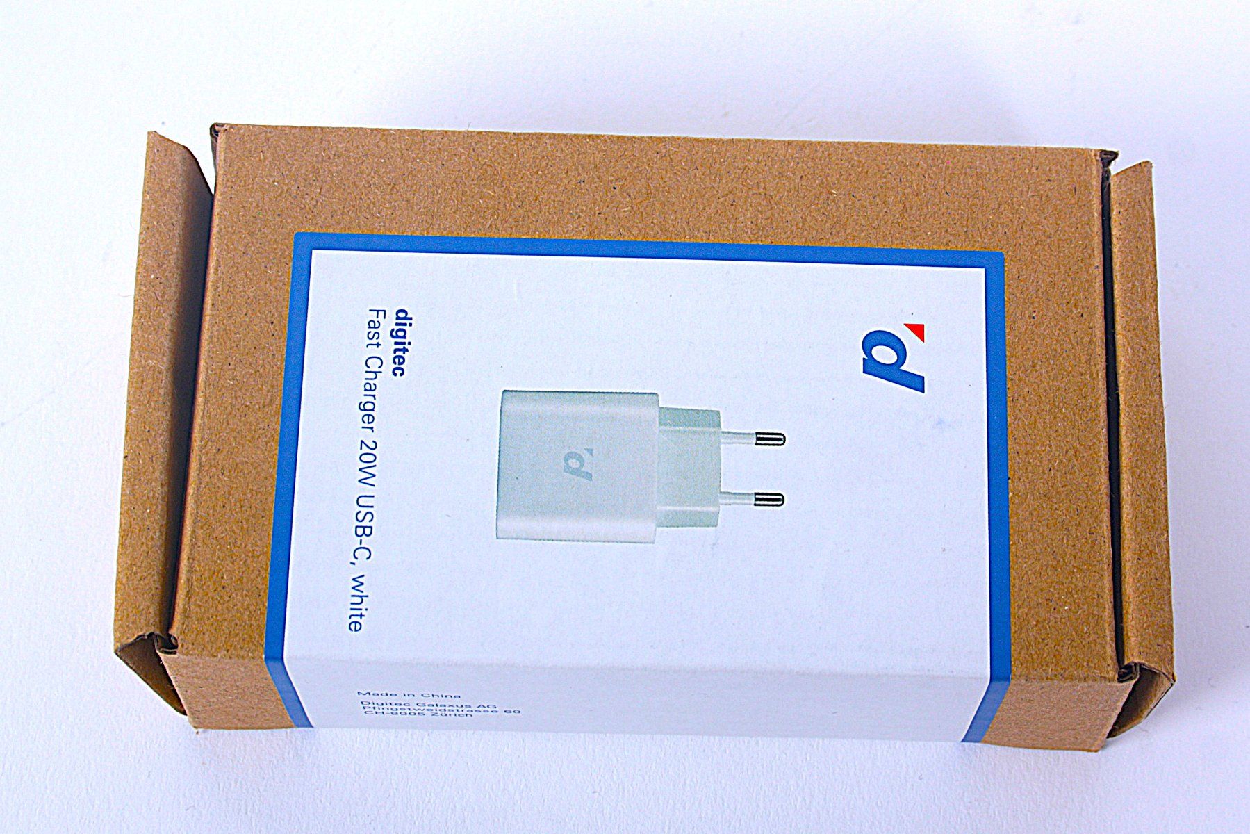 Caricabatterie: FAST Charger – Nuovo e nell'imballaggio originale da Zollikofen venduto da Restwert_Zollikofen