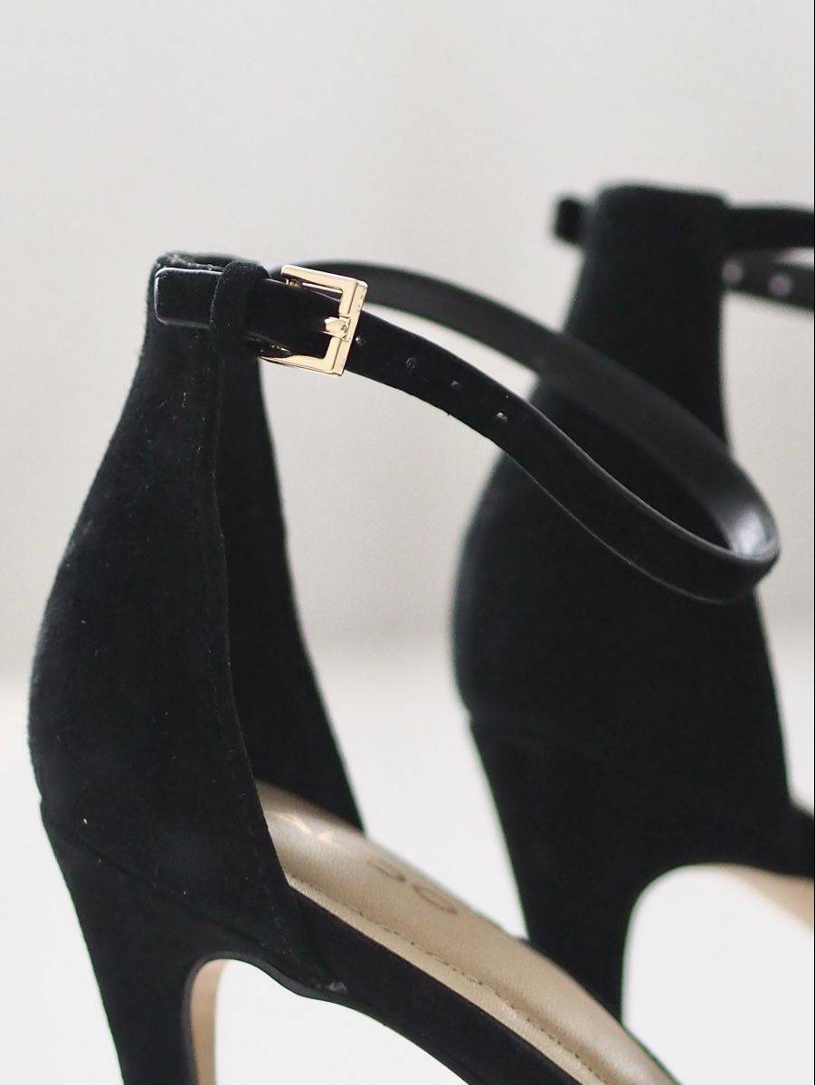 Aldo Damenschuhe: Schwarze ALDO Sandaletten Gr. 36 – Gebraucht aus Neftenbach von litta_00 1