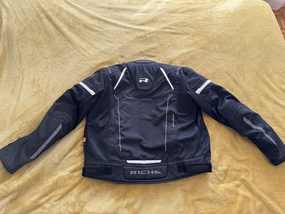 Vestes: Richa All Season Airstream 3 Motorcycle Jacket, Men, XL – Neuf (Voir description) à Ecublens VD par kgnricard 1