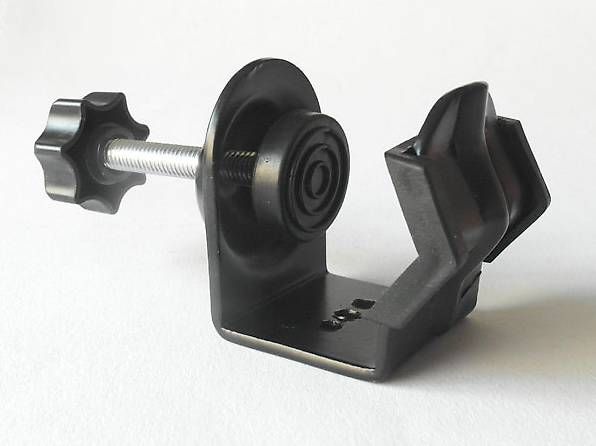 Wandhalterungen: U-Klemme zum Anschrauben – Gebraucht aus Elgg von vinyl03 1