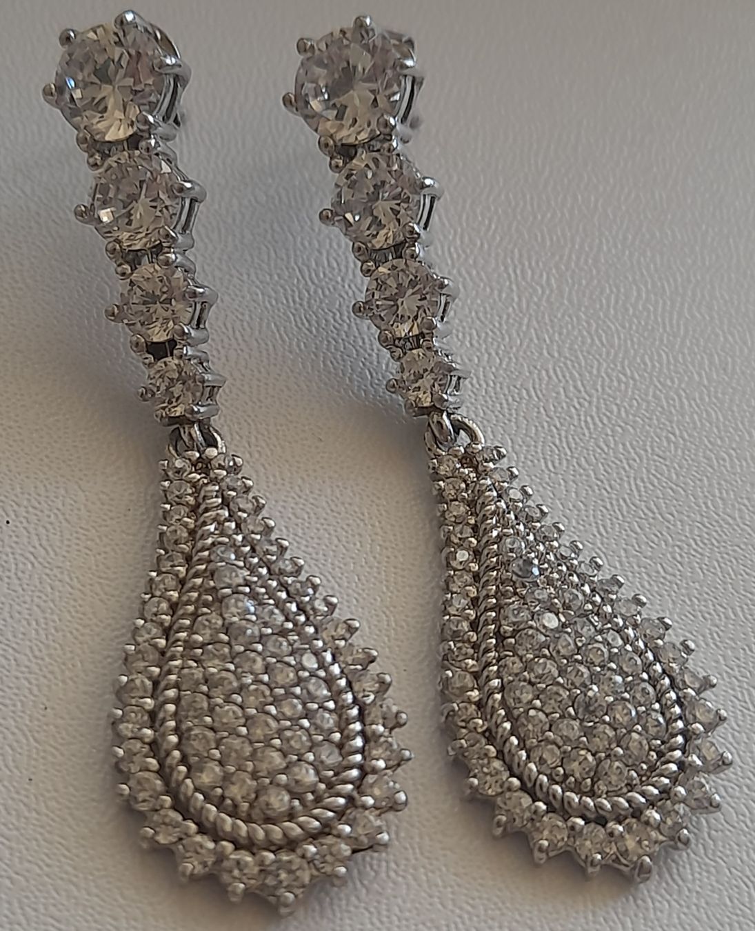 Boucles d'oreille: Boucles d'oreilles en argent 925 – D'occasion à Lausanne par Glam-Luxe