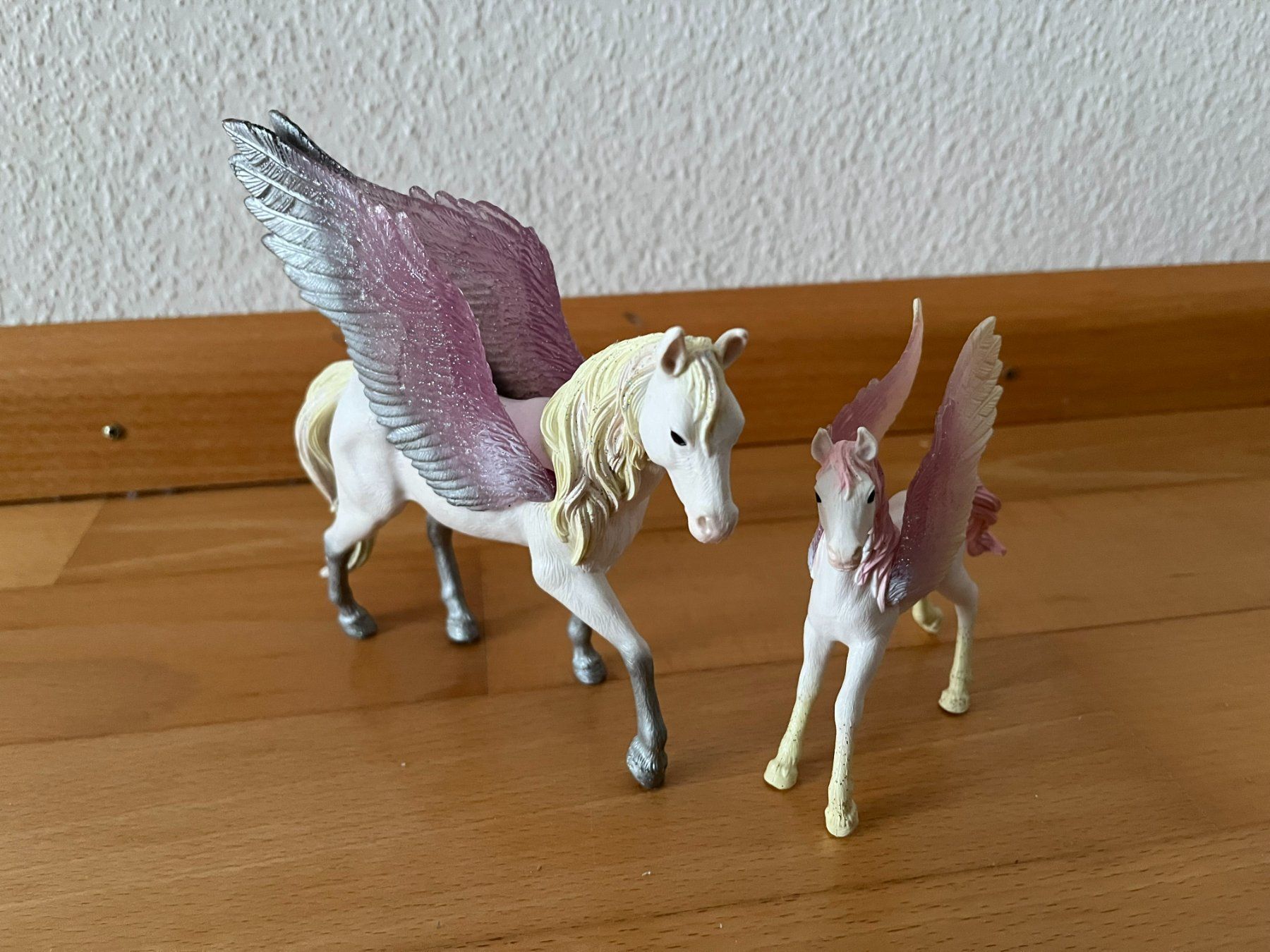 Schleich Giocattoli: Schleich Bayala - Pegasus mit Fohlen – Usato da Muttenz venduto da Juvenile33 2