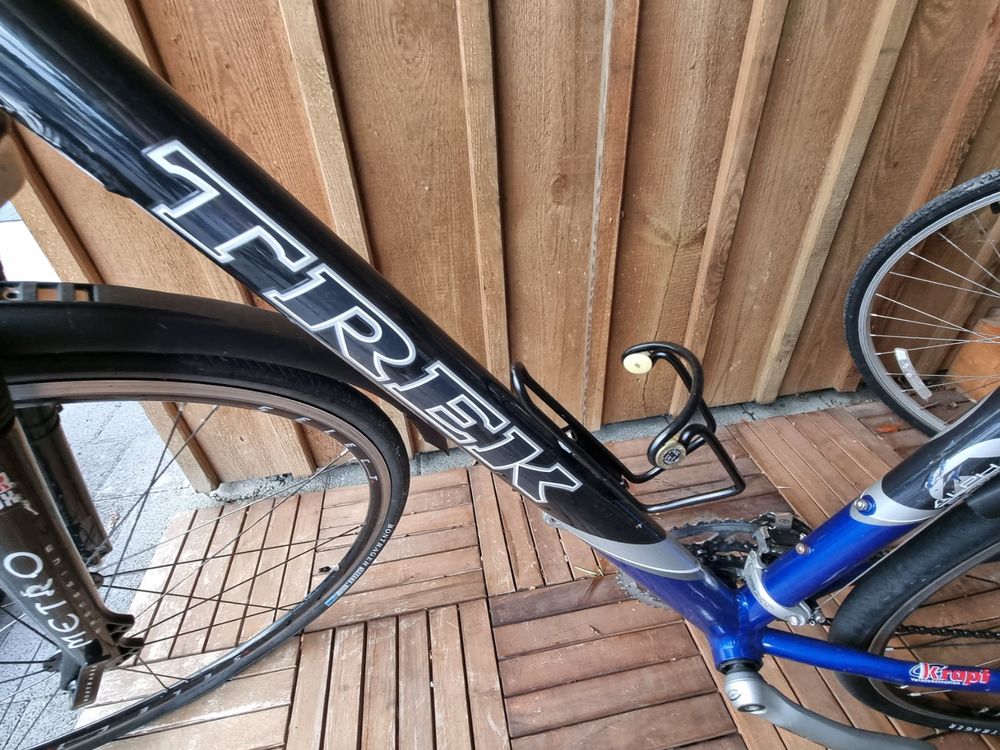 Trek 7700 clearance hybrid bike