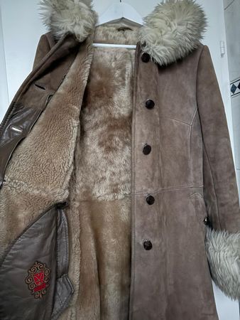 Manteau en peau de mouton retourné