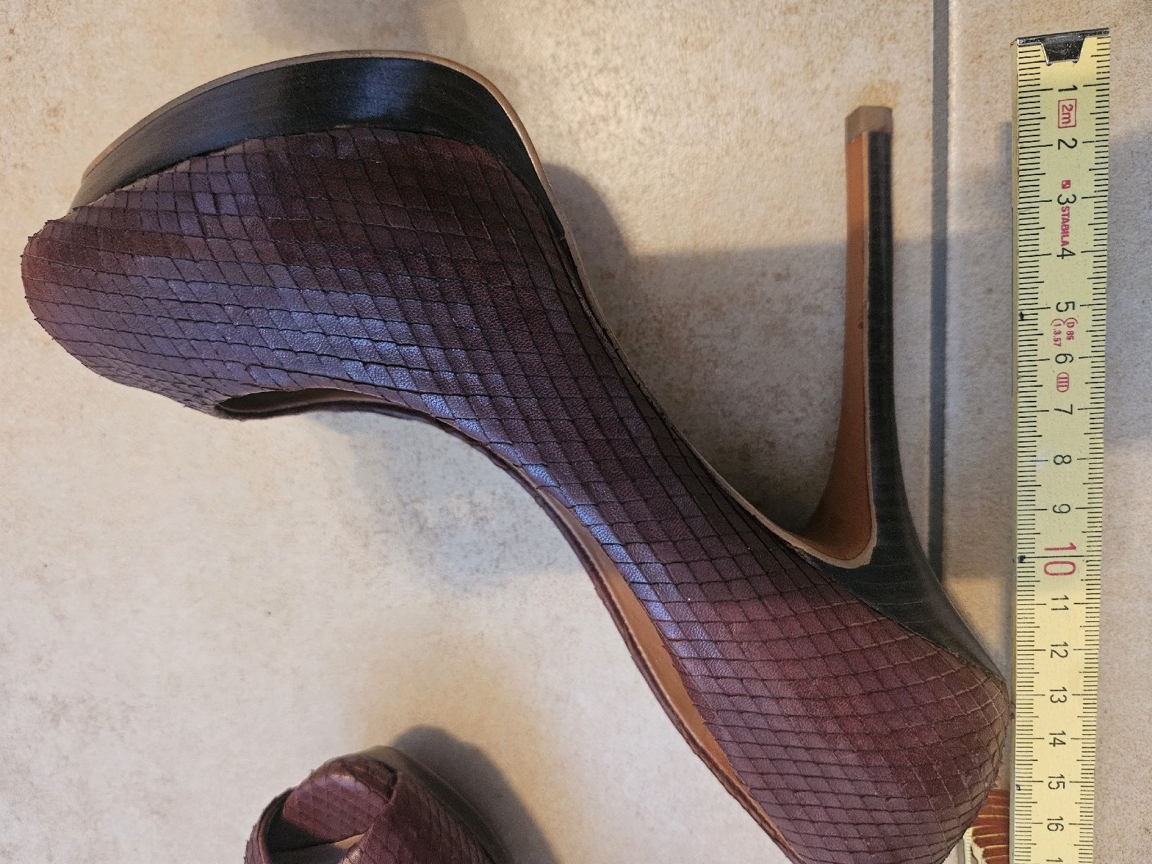 Zara Scarpe da donna: Zara Basic Collection Pumps Plateau dunkelrot Grösse 38 – Usato da Steckborn venduto da suz_v2v6 2