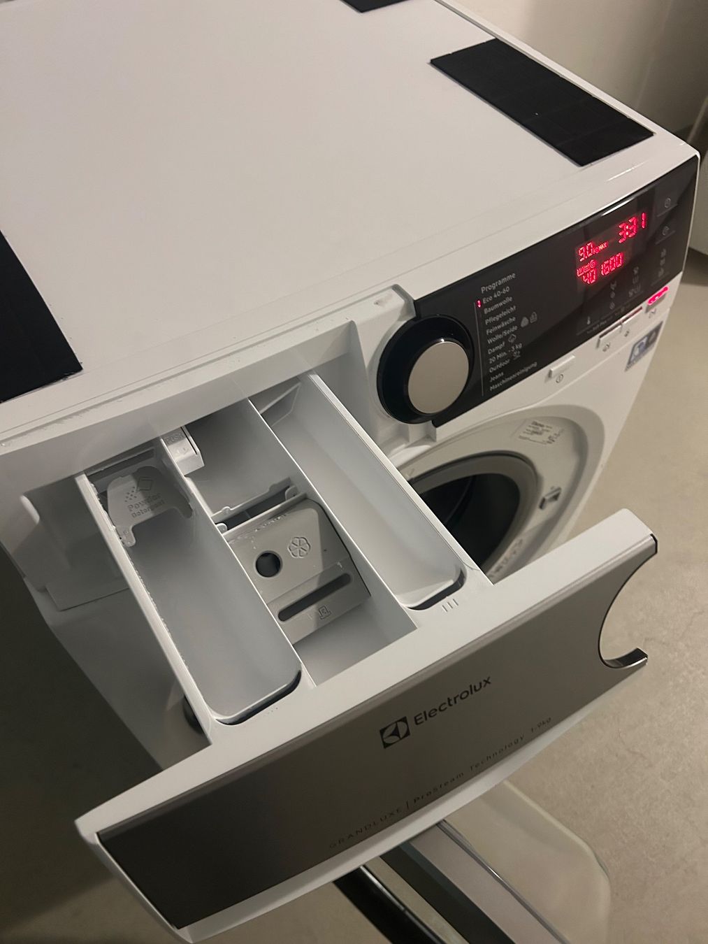 Electrolux Lavatrici: Elecrolux Waschmaschine – Usato da Zürich venduto da Barca10 1