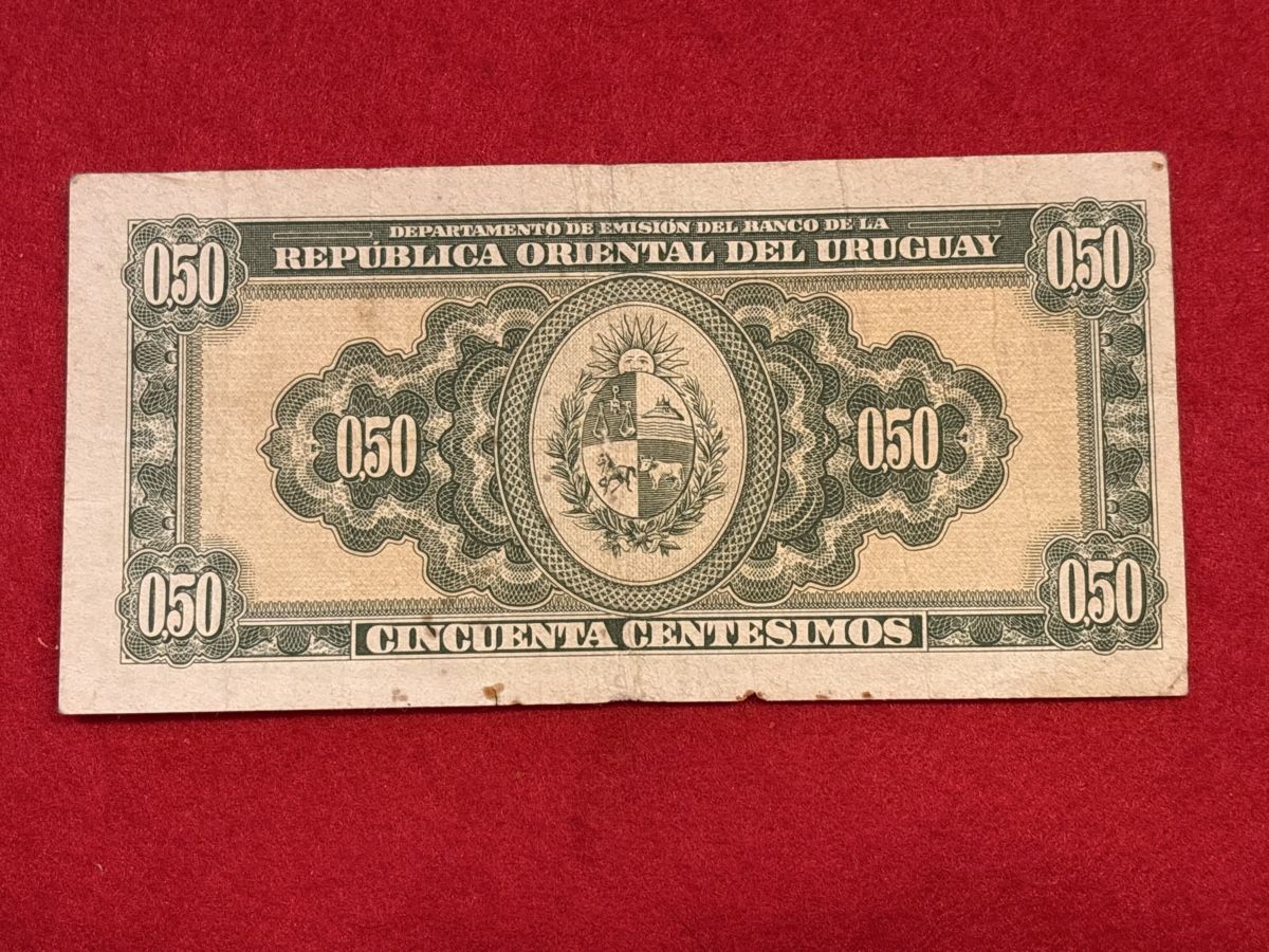 Banconote: Billet Uruguay 🇺🇾  – Usato da Bussigny venduto da Numk 1