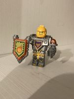 LEGO Nexo Knights Minifigur stellt den Charakter Axl dar