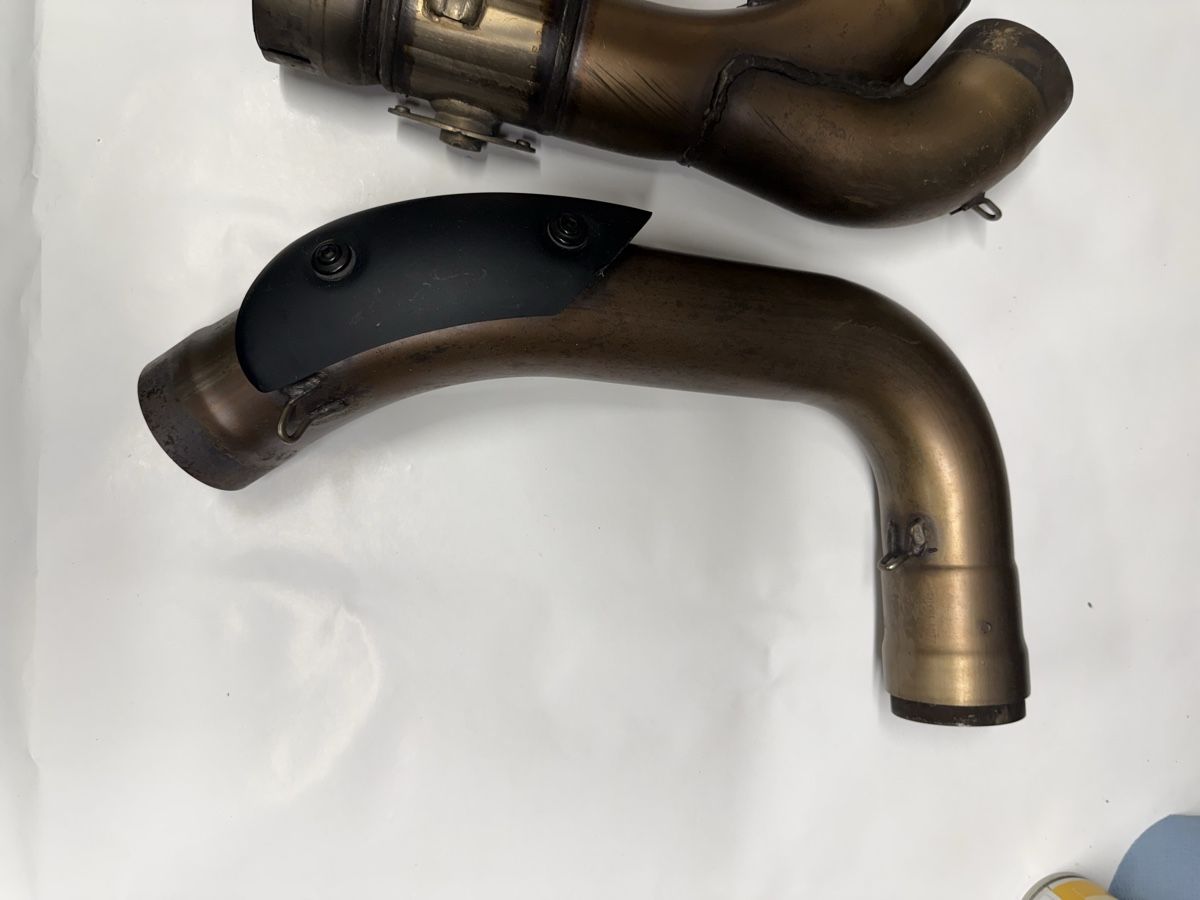 Ducati Sistemi di scarico: Auspuffrohre Ducati Diavel 2014-2018 – Usato da Buttikon SZ venduto da idmechanics 5