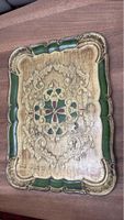 Tablett mit Verzierungen und Prägung, Vintage, guter Zustand