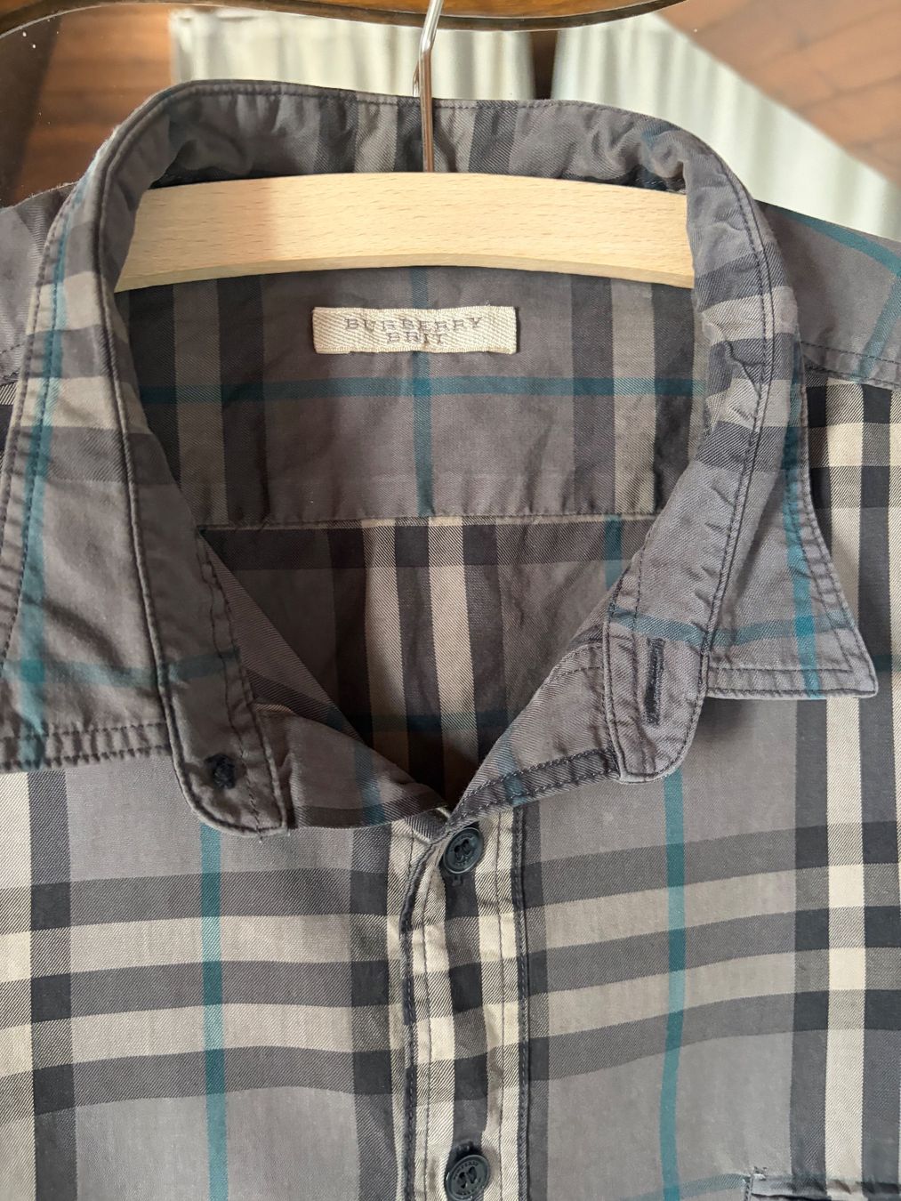 Burberry Hemden: Burberry Brit Shirt, Unisex, M – Gebraucht aus Luzern von AM2nd 1