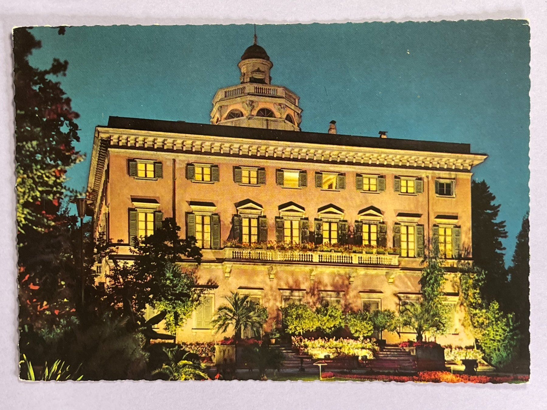 Cartoline postali: Lugano - Villa Ciani nei parco civico – Usato da Steg VS venduto da danwer74