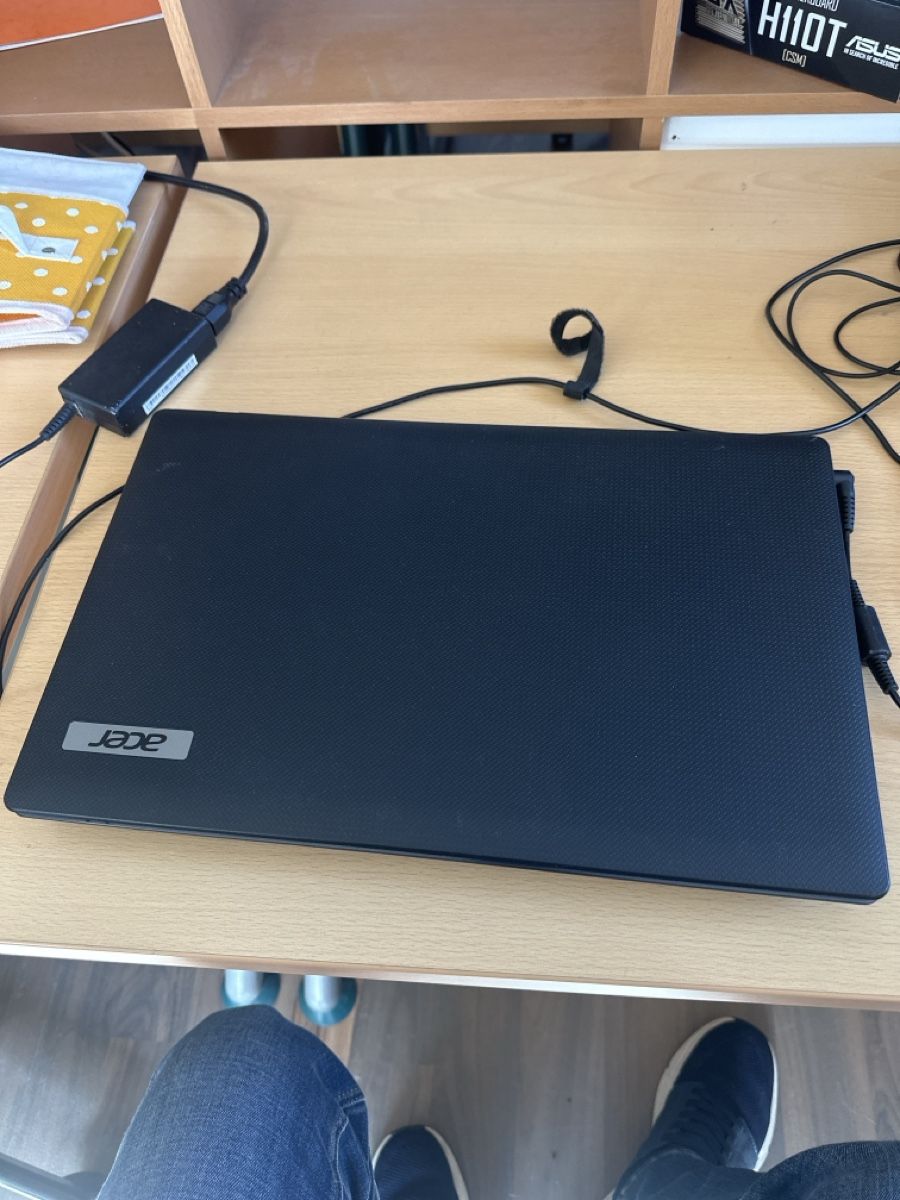 Acer Notebooks: Acer PC portatile usato – Gebraucht aus Rancate von Mixer0 3