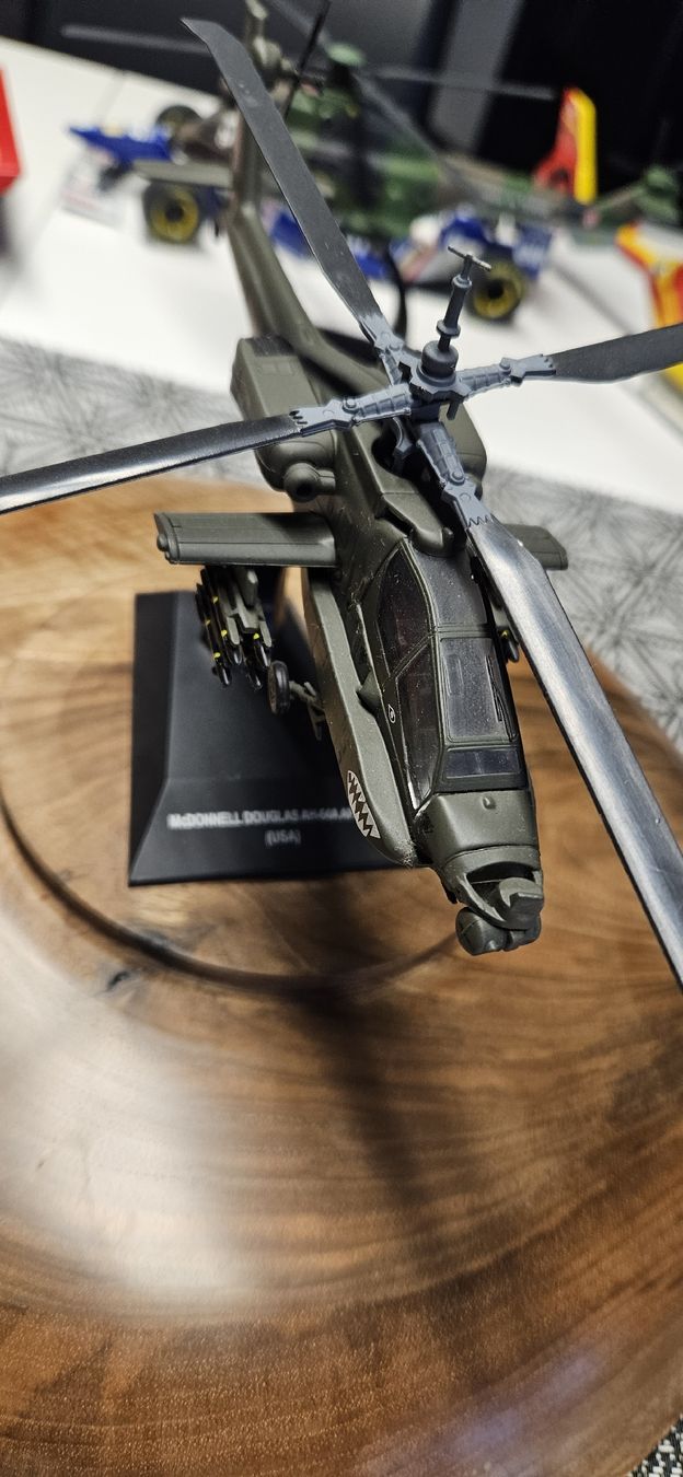 Kit di modellismo & Modellini statici: APACHE AH-64 A  USA – Nuovo (secondo la descrizione) da Bure venduto da cla_sk6s 3