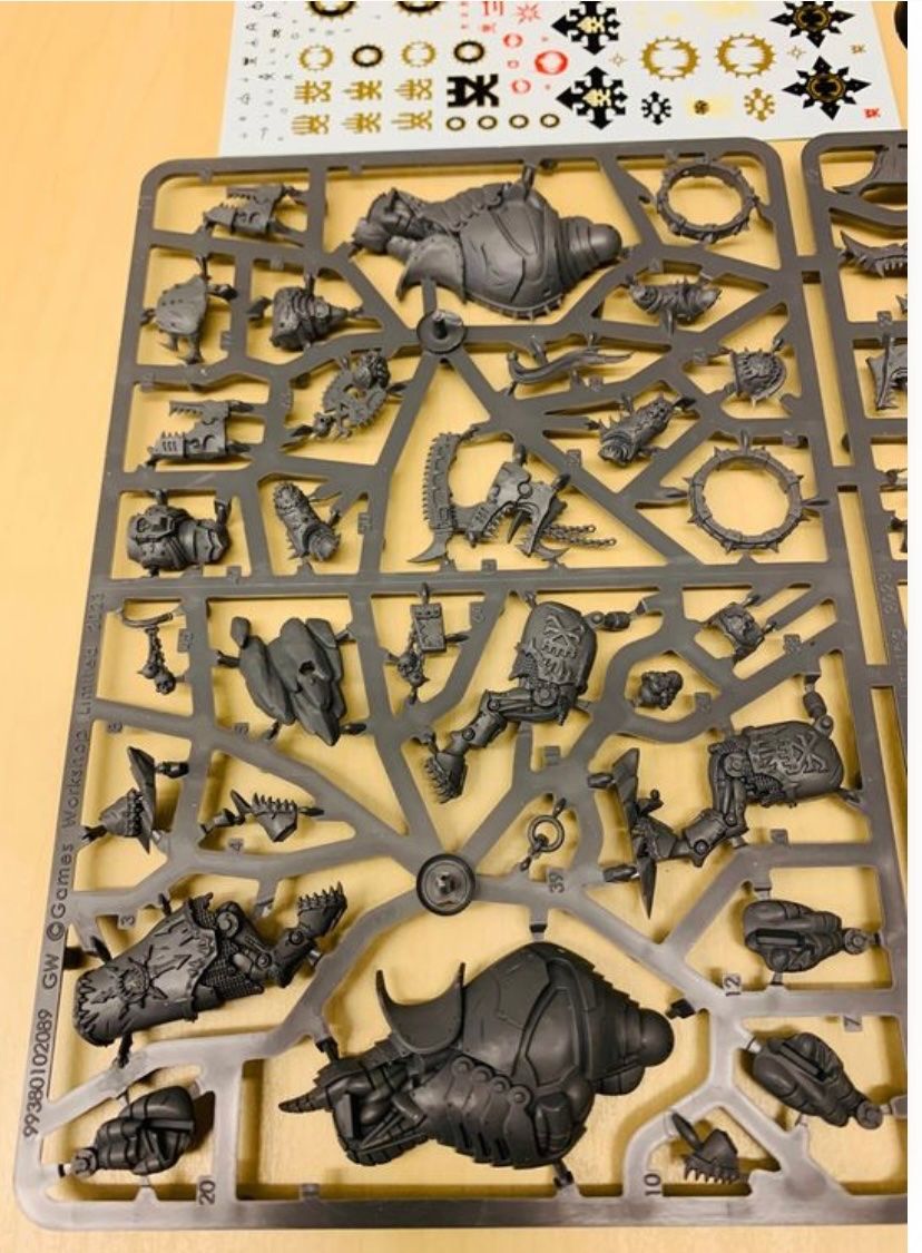 Statuette: Warhammer 40000 Chaoslord auf Moloch – Nuovo (secondo la descrizione) da Winterthur venduto da Compiorg 1