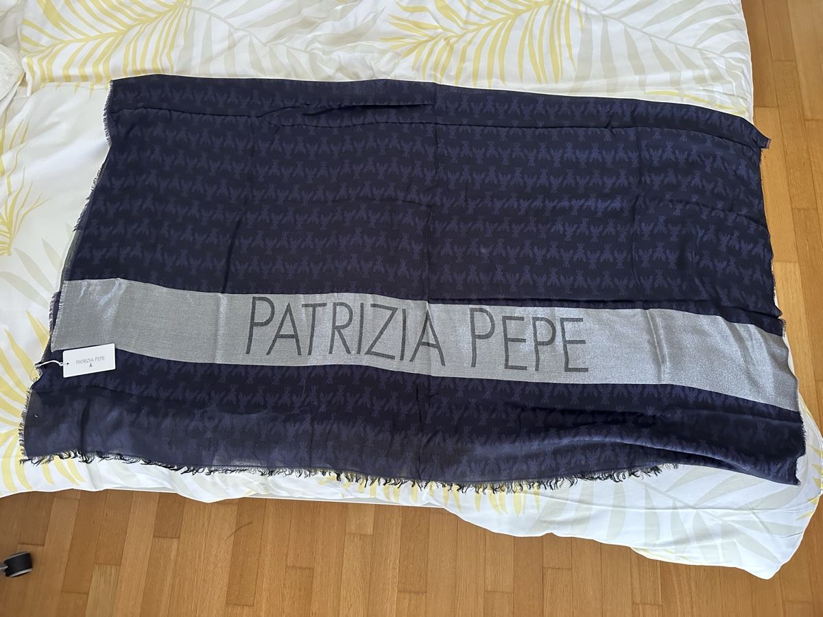 Foulards, Tücher & Schals: Patrizia Pepe Schal Scarf Neu – Neu und originalverpackt aus Gordola von EleSecondHand-TCG