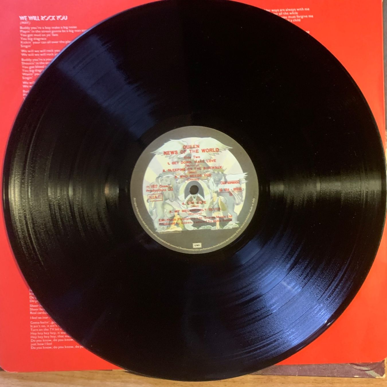 QUEEN - NEWS OF THE WORLD...OG ITA 1977...VG+/VG+ (Gebraucht) in Gals ...