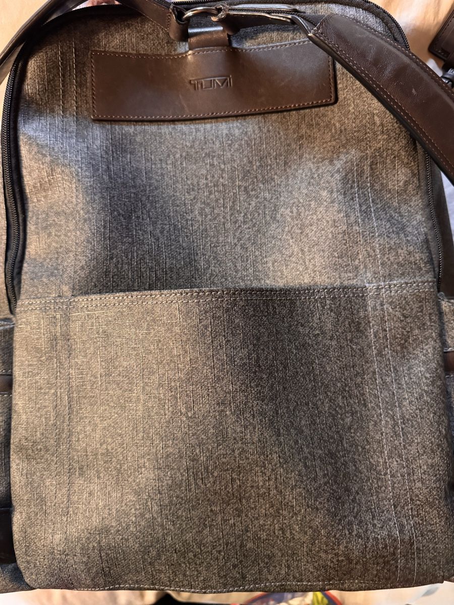 Tumi Zaini: Sac à dos Tumi cuir et toile enduite – Usato da Genève venduto da Allisgood 6
