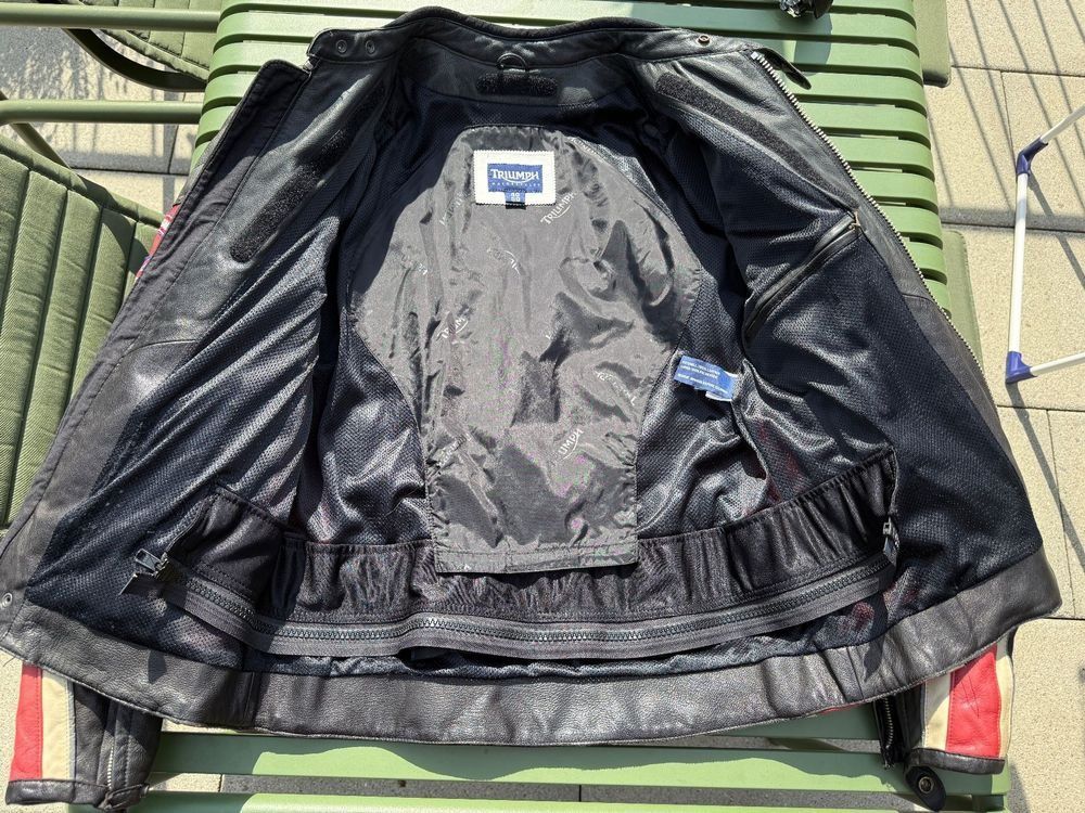 Triumph Vestes: Triumph Motorrad-Lederjacke M – D'occasion à Zizers par watchcomp. 4