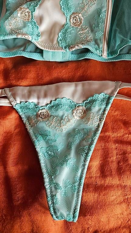 Altra biancheria intima: Bustino + Thong taglia 3 – Nuovo e nell'imballaggio originale da Lumino venduto da Doni_dp 2