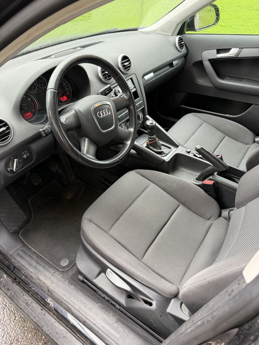 Audi Automobili: Audi A3 Sportback – Usato da Kerns venduto da Kerns1 8