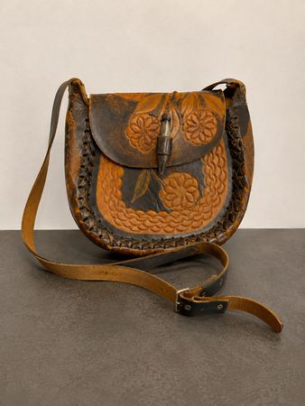 Mittelalterliche Echtleder-Damenhandtasche handgefertigt