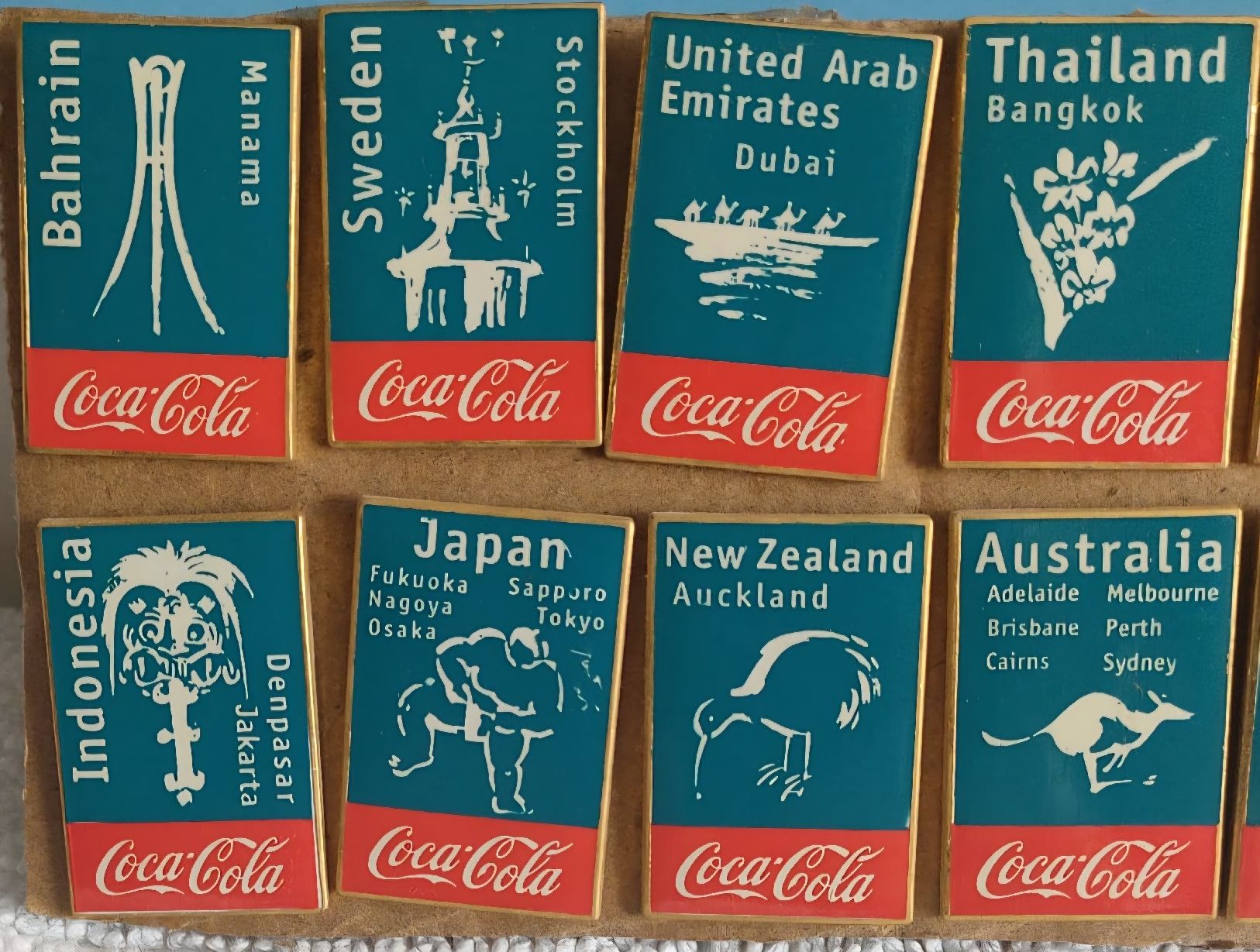 Coca-Cola Plaquettes & Badges: Coca Cola 24 Länder Pins – D'occasion à Luzern par Luzern_Energy 3
