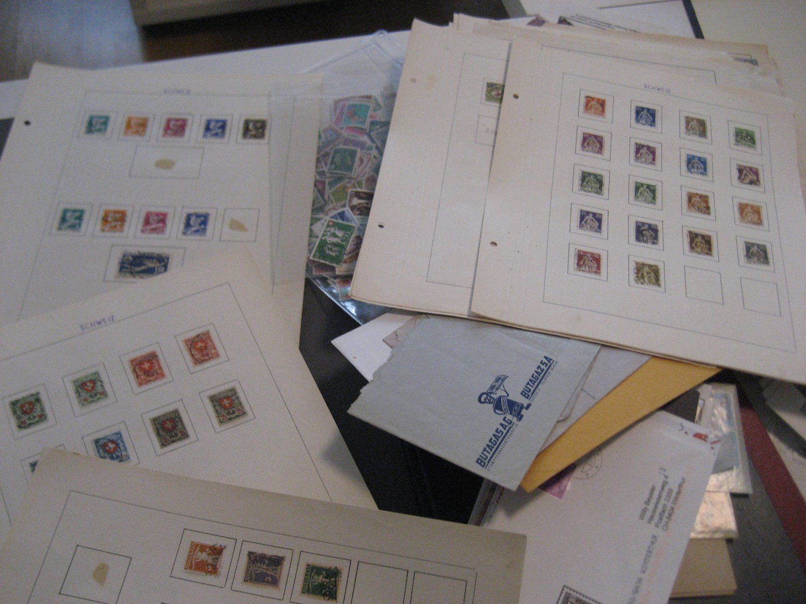Tutti i francobolli: Schweiz Briefmarken - Restbestände, Wunderkiste!!! – Usato da Winterthur venduto da Zupogeru