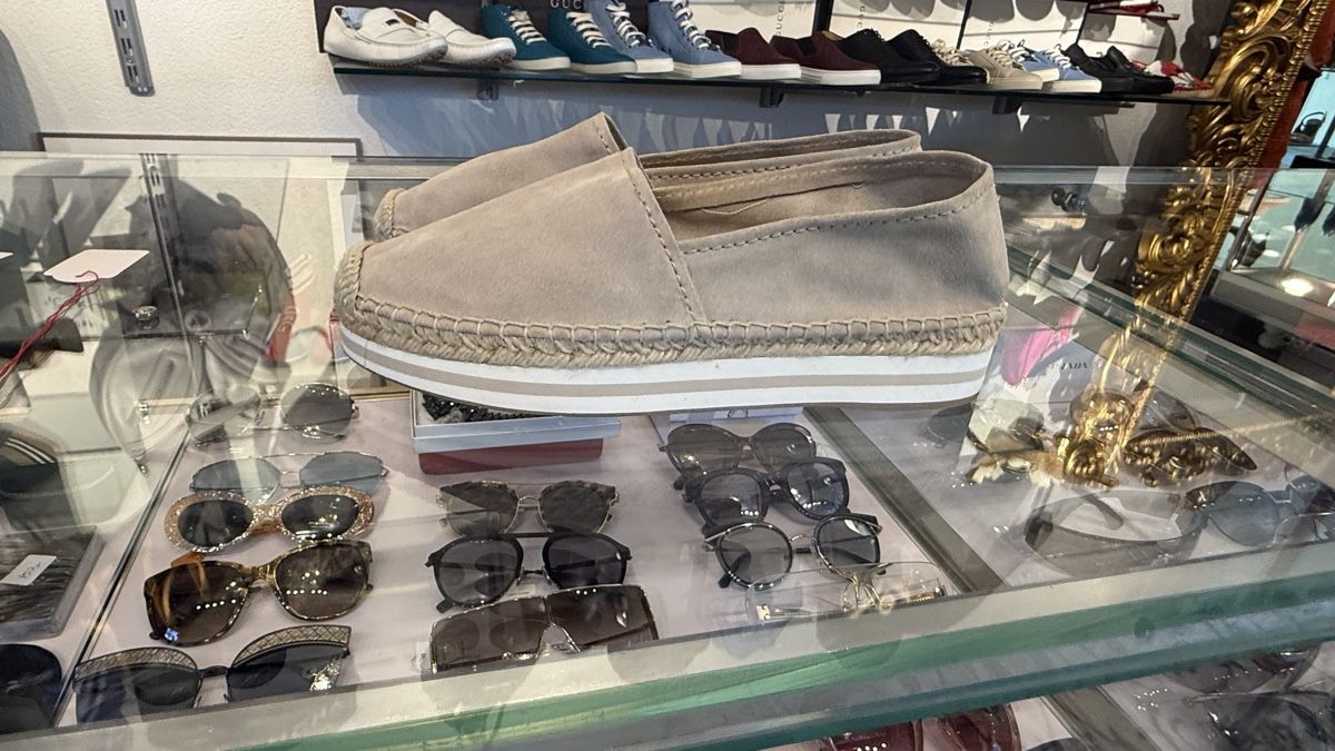 Prada Damenschuhe: PRADA Espadrilles, Beige Wildleder, Sommer Schuhe, Gr. 38 – Gebraucht aus Lachen SZ von HelvetiaLuxury 3