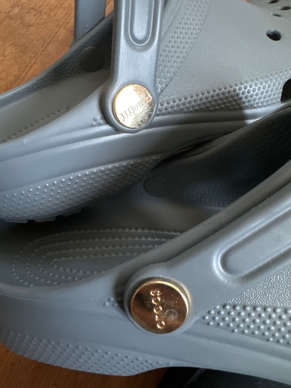 Crocs Scarpe da uomo: jjjjound crocs grau / grey 43 – Nuovo (secondo la descrizione) da wädenswil venduto da 112345 2