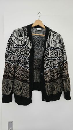 Strickjacke gemustert schwarz grau mehrfarbig 