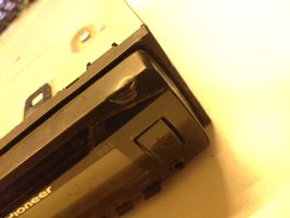 Autoradio Pioneer DEH-2400UB