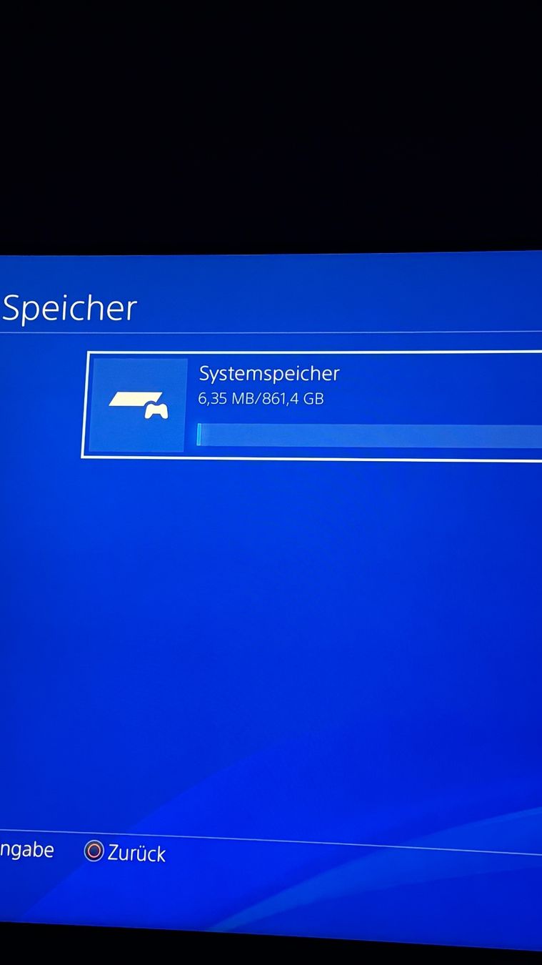 Sony Console: Playstation 4 Pro inkl. Controller, Kabel und div. Spielen – Usato da Flamatt venduto da Birn3nbaum 2